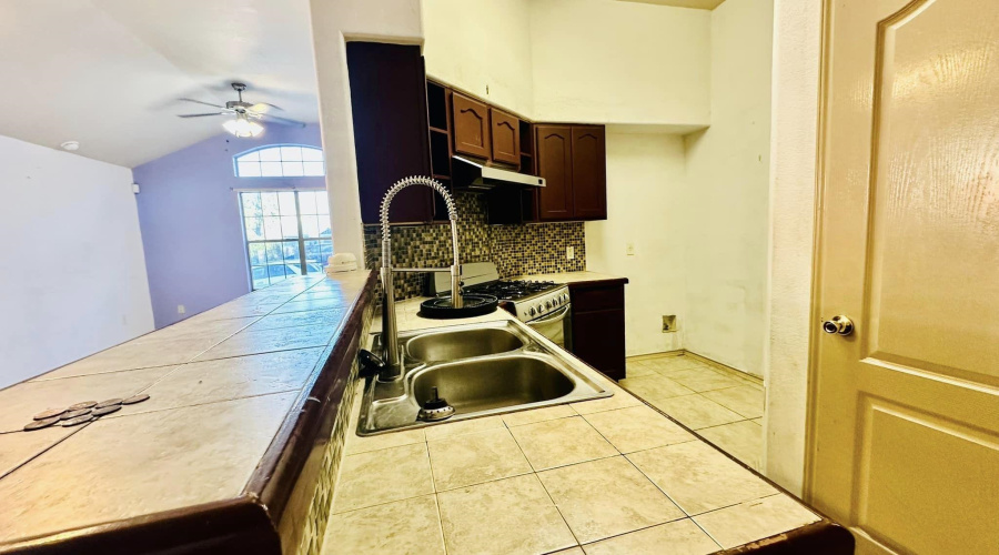 4426 Marla Dr, Laredo, Texas 78046, 3 Bedrooms Bedrooms, 5 Rooms Rooms,2 BathroomsBathrooms,Residential,For Rent,4426 Marla Dr,20262662