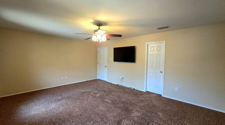 324 Kahlo Lp, Laredo, Texas 78045, 4 Bedrooms Bedrooms, 7 Rooms Rooms,2 BathroomsBathrooms,Residential,For Sale,324 Kahlo Lp,20262666