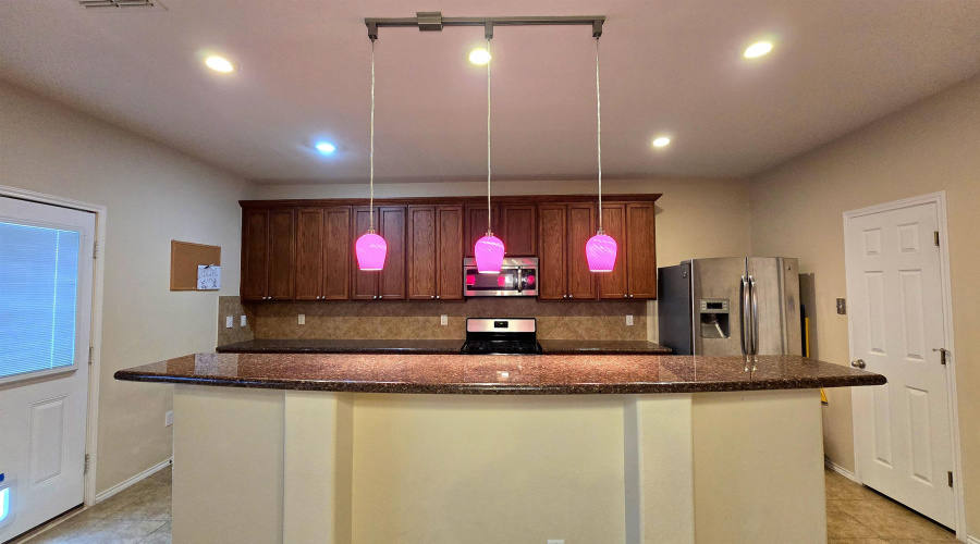 324 Kahlo Lp, Laredo, Texas 78045, 4 Bedrooms Bedrooms, 7 Rooms Rooms,2 BathroomsBathrooms,Residential,For Sale,324 Kahlo Lp,20262666