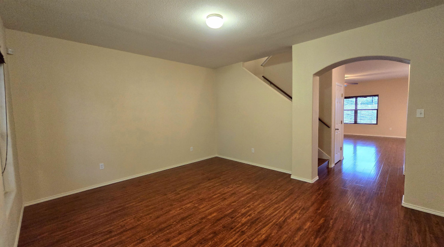 324 Kahlo Lp, Laredo, Texas 78045, 4 Bedrooms Bedrooms, 7 Rooms Rooms,2 BathroomsBathrooms,Residential,For Sale,324 Kahlo Lp,20262666
