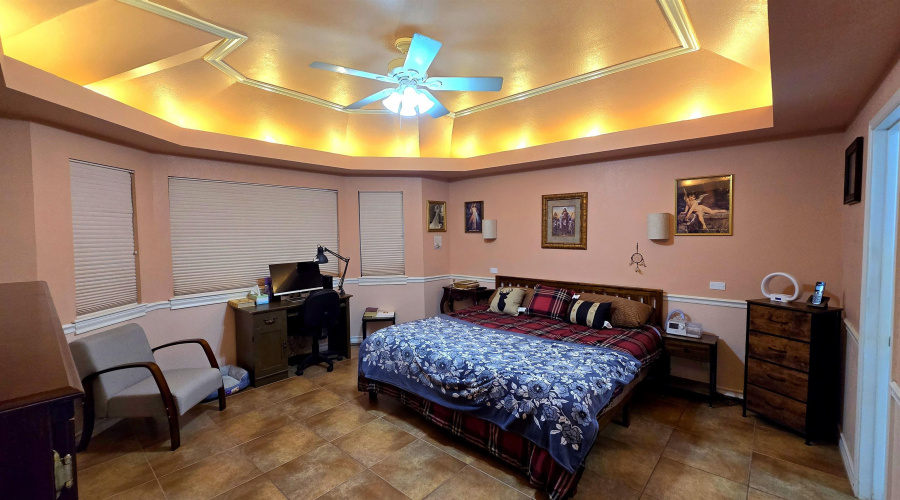 1318 Larry Ln, Laredo, Texas 78045, 4 Bedrooms Bedrooms, 6 Rooms Rooms,2 BathroomsBathrooms,Residential,For Sale,1318 Larry Ln,20262669