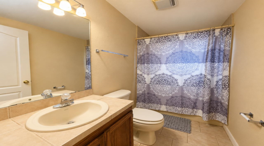 10126 Truchas Rd, laredo, Texas 78045, 3 Bedrooms Bedrooms, 7 Rooms Rooms,2 BathroomsBathrooms,Residential,For Rent,10126 Truchas Rd,20262671