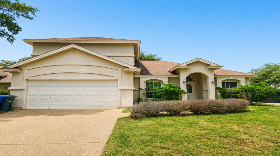 10126 Truchas Rd, laredo, Texas 78045, 3 Bedrooms Bedrooms, 7 Rooms Rooms,2 BathroomsBathrooms,Residential,For Rent,10126 Truchas Rd,20262671