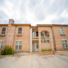 1419 Gustavus St, Laredo, Texas 78040, 2 Bedrooms Bedrooms, 2 Rooms Rooms,1 BathroomBathrooms,Residential,For Rent,1419 Gustavus St,20262677
