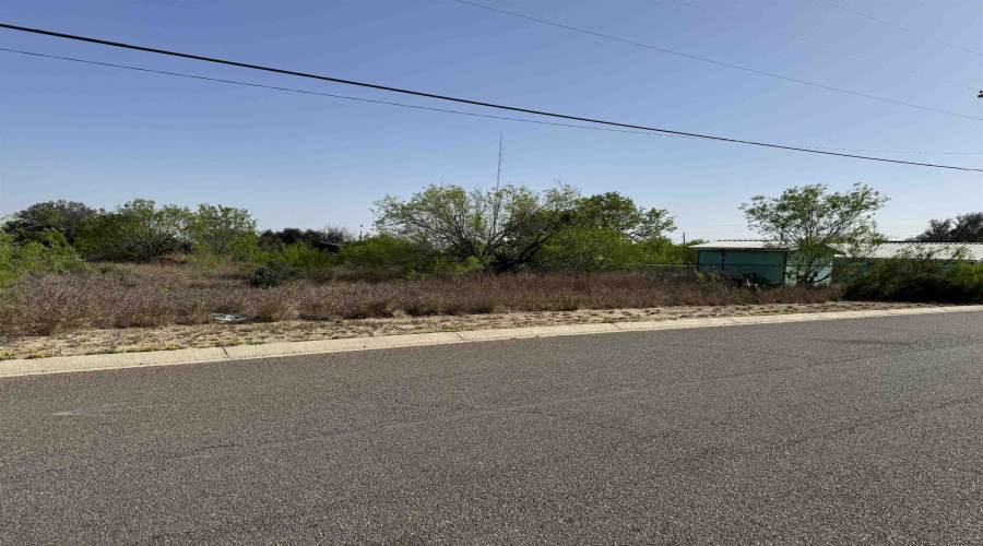 2605 Glenn St, Zapata, Texas 78075, ,Land,For Sale,2605 Glenn St,20262672