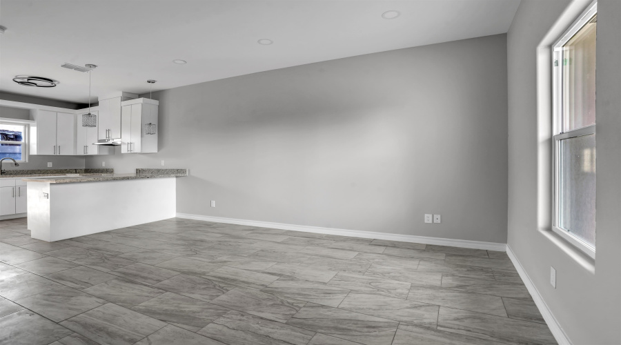 2707 Sanders Ave, LAREDO, Texas 78040, 2 Bedrooms Bedrooms, 3 Rooms Rooms,1 BathroomBathrooms,Residential,For Rent,2707 Sanders Ave,20262679