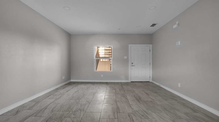 2707 Sanders Ave, LAREDO, Texas 78040, 2 Bedrooms Bedrooms, 3 Rooms Rooms,1 BathroomBathrooms,Residential,For Rent,2707 Sanders Ave,20262679
