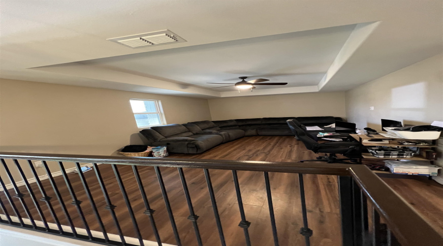 1501 Sombras Dr, Laredo, Texas 78045, 4 Bedrooms Bedrooms, 7 Rooms Rooms,3 BathroomsBathrooms,Residential,For Sale,1501 Sombras Dr,20262682
