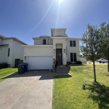 1501 Sombras Dr, Laredo, Texas 78045, 4 Bedrooms Bedrooms, 7 Rooms Rooms,3 BathroomsBathrooms,Residential,For Sale,1501 Sombras Dr,20262682