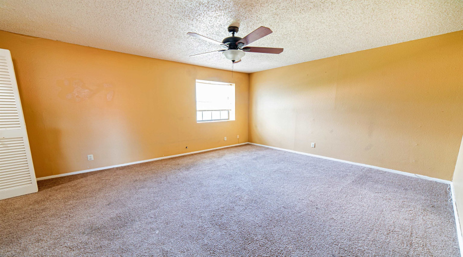 5500 McPherson Rd, Laredo, Texas 78041, 2 Bedrooms Bedrooms, 4 Rooms Rooms,1 BathroomBathrooms,Residential,For Sale,5500 McPherson Rd,20262683