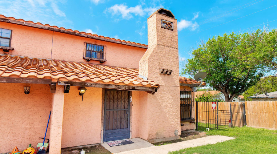 5500 McPherson Rd, Laredo, Texas 78041, 2 Bedrooms Bedrooms, 4 Rooms Rooms,1 BathroomBathrooms,Residential,For Sale,5500 McPherson Rd,20262683