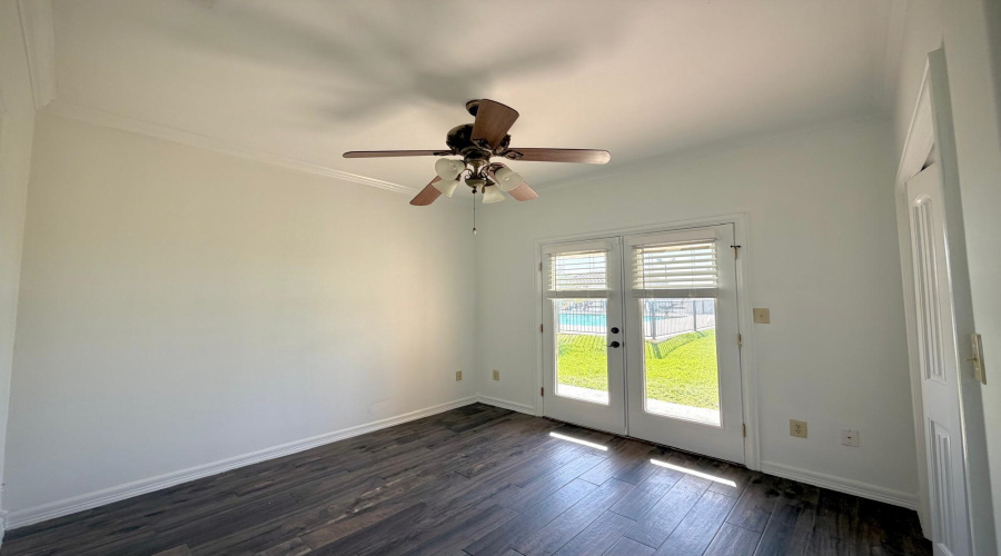 8216 Casa Verde Rd, Laredo, Texas 78041, 3 Bedrooms Bedrooms, 5 Rooms Rooms,2 BathroomsBathrooms,Residential,For Rent,8216 Casa Verde Rd,20262685