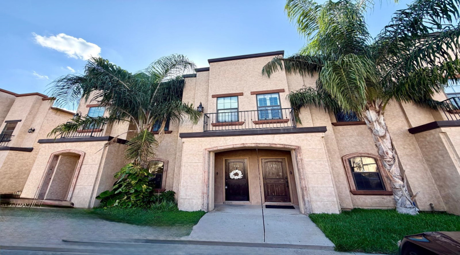 8216 Casa Verde Rd, Laredo, Texas 78041, 3 Bedrooms Bedrooms, 5 Rooms Rooms,2 BathroomsBathrooms,Residential,For Rent,8216 Casa Verde Rd,20262685
