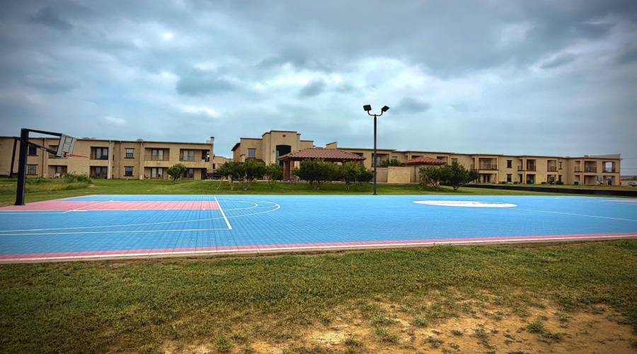 8216 Casa Verde Rd, Laredo, Texas 78041, 3 Bedrooms Bedrooms, 5 Rooms Rooms,2 BathroomsBathrooms,Residential,For Rent,8216 Casa Verde Rd,20262685