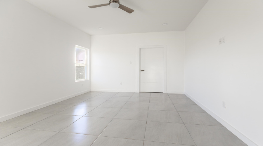 5021 Servando Dr, Laredo, Texas 78046, 3 Bedrooms Bedrooms, 5 Rooms Rooms,2 BathroomsBathrooms,Residential,For Sale,5021 Servando Dr,20262688
