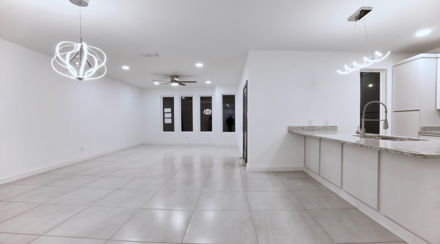 5017 Servando Dr, Laredo, Texas 78046, 3 Bedrooms Bedrooms, 5 Rooms Rooms,2 BathroomsBathrooms,Residential,For Sale,5017 Servando Dr,20262689