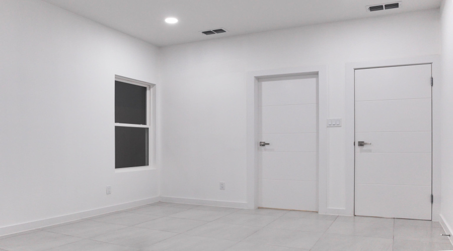 5017 Servando Dr, Laredo, Texas 78046, 3 Bedrooms Bedrooms, 5 Rooms Rooms,2 BathroomsBathrooms,Residential,For Sale,5017 Servando Dr,20262689
