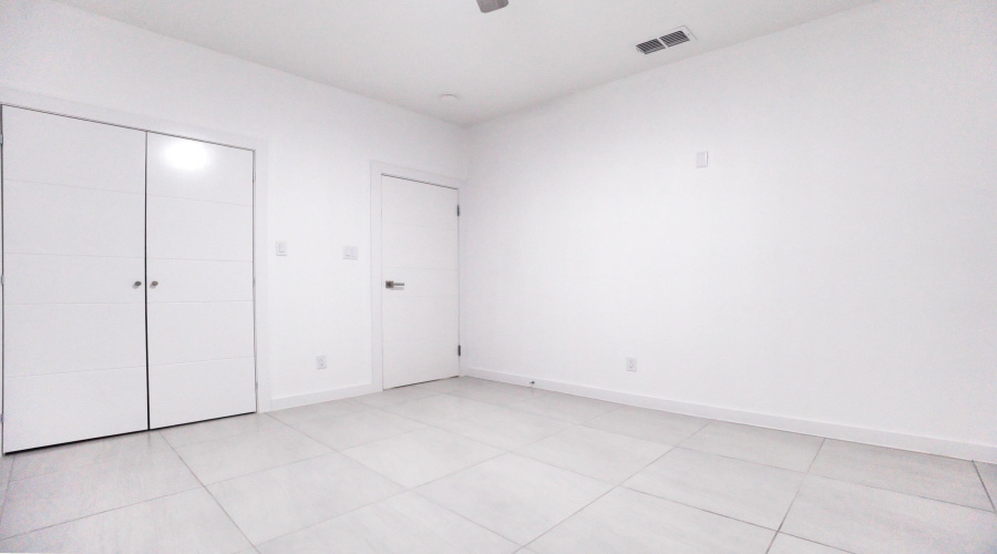 5017 Servando Dr, Laredo, Texas 78046, 3 Bedrooms Bedrooms, 5 Rooms Rooms,2 BathroomsBathrooms,Residential,For Sale,5017 Servando Dr,20262689
