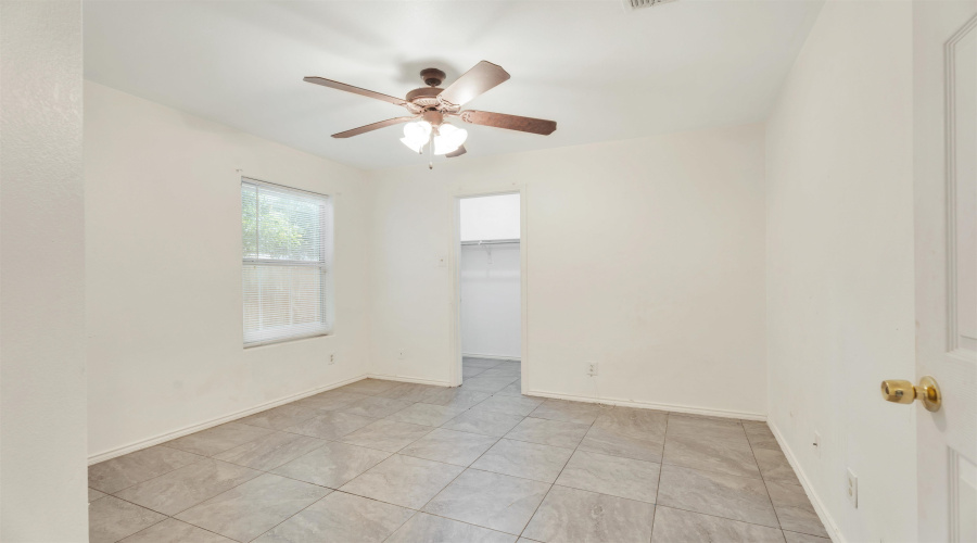 823 Witherspoon Lp, Laredo, Texas 78046, 4 Bedrooms Bedrooms, 7 Rooms Rooms,2 BathroomsBathrooms,Residential,For Rent,823 Witherspoon Lp,20262690