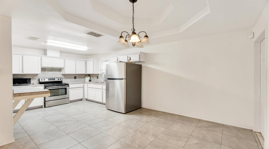 823 Witherspoon Lp, Laredo, Texas 78046, 4 Bedrooms Bedrooms, 7 Rooms Rooms,2 BathroomsBathrooms,Residential,For Rent,823 Witherspoon Lp,20262690