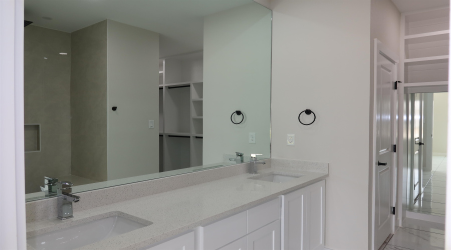 1601 Curriculum Ct., LAREDO, Texas 78046, 3 Bedrooms Bedrooms, 6 Rooms Rooms,2 BathroomsBathrooms,Residential,For Sale,1601 Curriculum Ct.,20262691