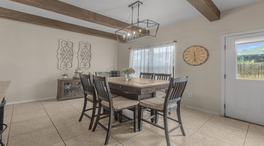 6114 Servando Dr, Laredo, Texas 78046, 4 Bedrooms Bedrooms, 7 Rooms Rooms,2 BathroomsBathrooms,Residential,For Sale,6114 Servando Dr,20262693