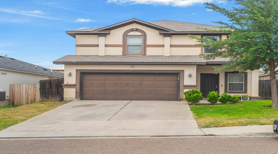 6114 Servando Dr, Laredo, Texas 78046, 4 Bedrooms Bedrooms, 7 Rooms Rooms,2 BathroomsBathrooms,Residential,For Sale,6114 Servando Dr,20262693