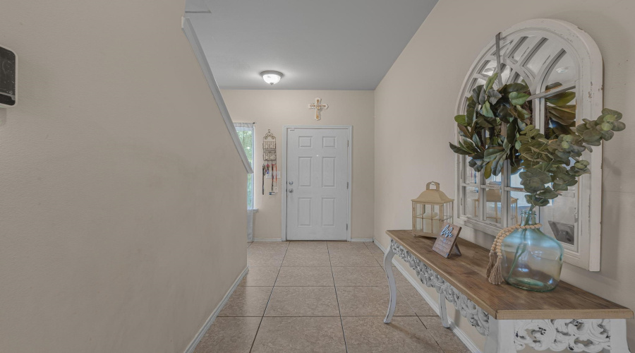 6114 Servando Dr, Laredo, Texas 78046, 4 Bedrooms Bedrooms, 7 Rooms Rooms,2 BathroomsBathrooms,Residential,For Sale,6114 Servando Dr,20262693