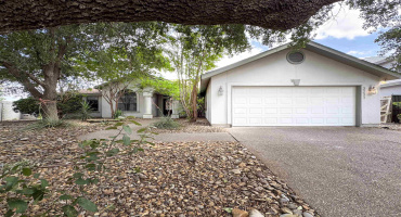 3211 Windfall Rd, Laredo, Texas 78045, 4 Bedrooms Bedrooms, 6 Rooms Rooms,3 BathroomsBathrooms,Residential,For Sale,3211 Windfall Rd,20262694