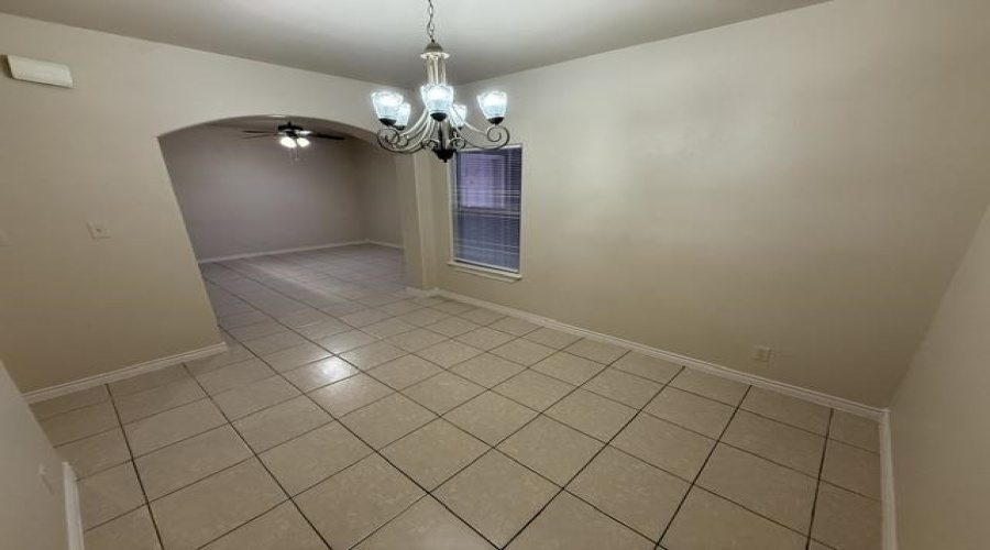 512 Norwich Lp, Laredo, Texas 78045, 2 Bedrooms Bedrooms, 4 Rooms Rooms,1 BathroomBathrooms,Residential,For Rent,512 Norwich Lp,20262695