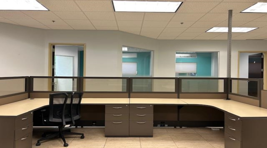6909 Springfield Ave, Laredo, Texas 78041, 1 Room Rooms,1 BathroomBathrooms,Commercial retail/office,For Rent,6909 Springfield Ave,20255247