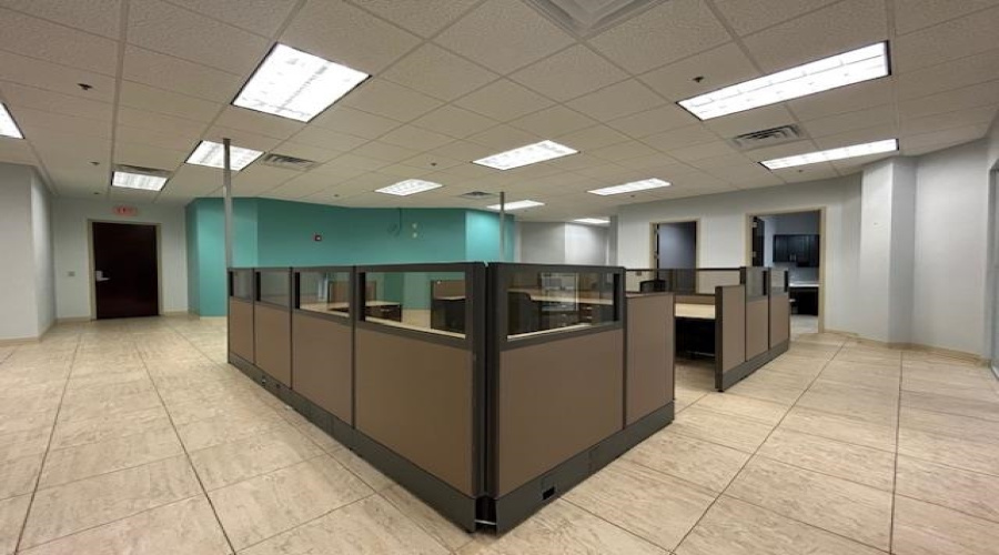 6909 Springfield Ave, Laredo, Texas 78041, 1 Room Rooms,1 BathroomBathrooms,Commercial retail/office,For Rent,6909 Springfield Ave,20255247