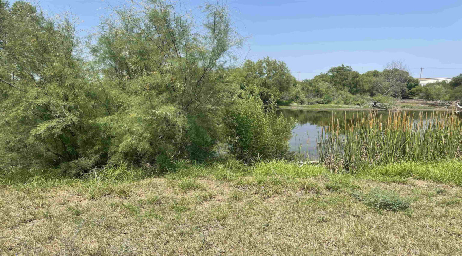 307 Muller Memorial Blvd, Laredo TX, Texas 78045-4119, ,Land,For Sale,307 Muller Memorial Blvd,20242125