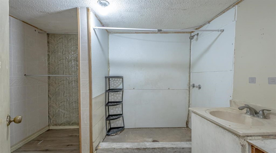 1701 Lincoln St, LAREDO, Texas 78040, ,Multi-family,For Sale,1701 Lincoln St,20262697