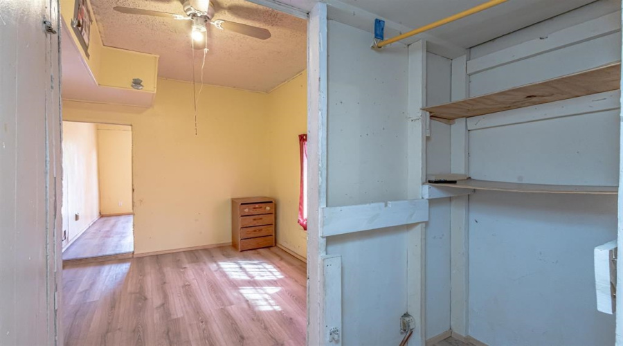 1701 Lincoln St, LAREDO, Texas 78040, ,Multi-family,For Sale,1701 Lincoln St,20262697