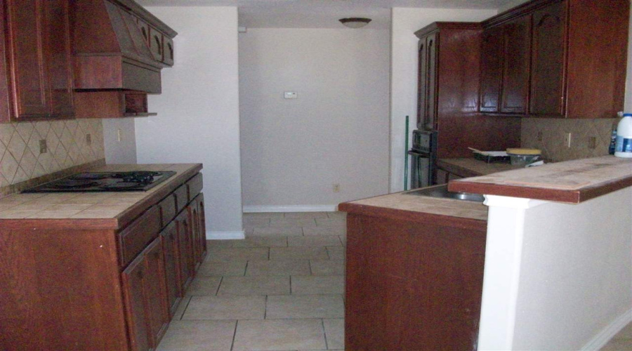 3916 Calle Guadalajara, Laredo, Texas 78046, 3 Bedrooms Bedrooms, 7 Rooms Rooms,2 BathroomsBathrooms,Residential,For Rent,3916 Calle Guadalajara,20262696
