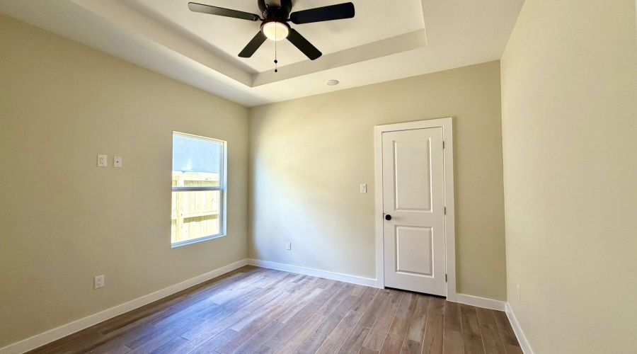 2410 Durazno Ct., Laredo, Texas 78046, 4 Bedrooms Bedrooms, 6 Rooms Rooms,2 BathroomsBathrooms,Residential,For Sale,2410 Durazno Ct.,20262700