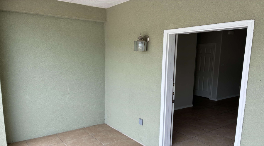 5402 Marcella Ave, LAREDO, Texas 78041, 1 Bedroom Bedrooms, 3 Rooms Rooms,1 BathroomBathrooms,Residential,For Rent,5402 Marcella Ave,20262708