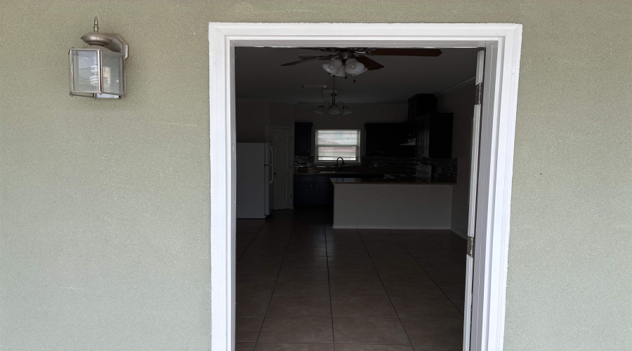 5402 Marcella Ave, LAREDO, Texas 78041, 1 Bedroom Bedrooms, 3 Rooms Rooms,1 BathroomBathrooms,Residential,For Rent,5402 Marcella Ave,20262708