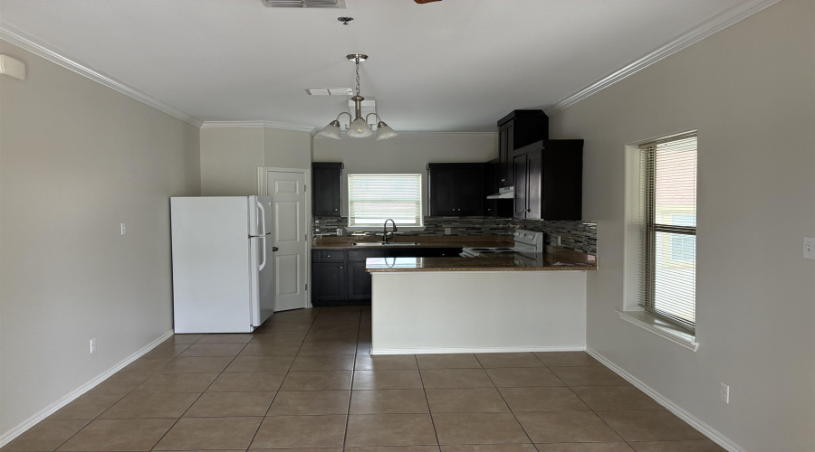 5402 Marcella Ave, LAREDO, Texas 78041, 1 Bedroom Bedrooms, 3 Rooms Rooms,1 BathroomBathrooms,Residential,For Rent,5402 Marcella Ave,20262708