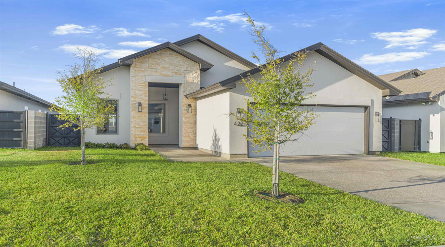 422 Journey Loop, Laredo, Texas 78045, 3 Bedrooms Bedrooms, 5 Rooms Rooms,2 BathroomsBathrooms,Residential,For Rent,422 Journey Loop,20262709