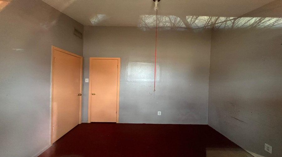2703 Diaz St, Laredo, Texas 78043, 3 Bedrooms Bedrooms, 7 Rooms Rooms,2 BathroomsBathrooms,Residential,For Sale,2703 Diaz St,20262710