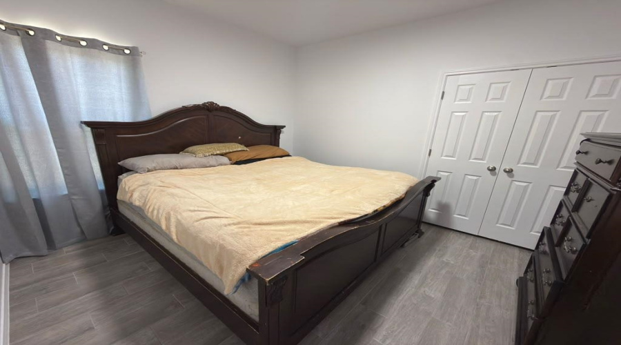 1526 Estudiantes Dr., Laredo, Texas 78046, 4 Bedrooms Bedrooms, 6 Rooms Rooms,2 BathroomsBathrooms,Residential,For Sale,1526 Estudiantes Dr.,20262716