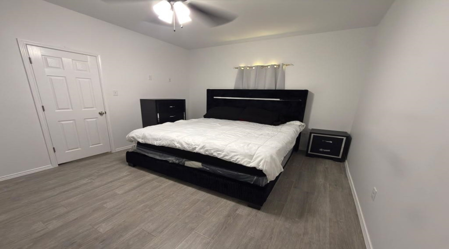 1526 Estudiantes Dr., Laredo, Texas 78046, 4 Bedrooms Bedrooms, 6 Rooms Rooms,2 BathroomsBathrooms,Residential,For Sale,1526 Estudiantes Dr.,20262716