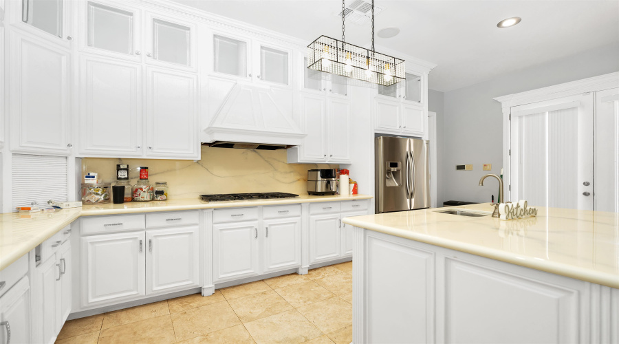 3008 Woodland Cv, LAREDO, Texas 78045, 5 Bedrooms Bedrooms, 12 Rooms Rooms,5 BathroomsBathrooms,Residential,For Sale,3008 Woodland Cv,20262720