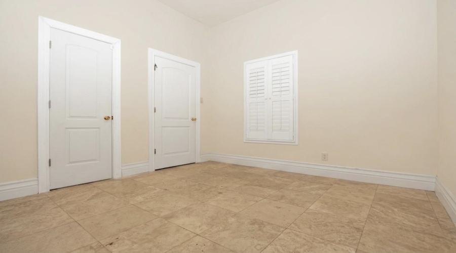 3008 Woodland Cv, LAREDO, Texas 78045, 5 Bedrooms Bedrooms, 12 Rooms Rooms,5 BathroomsBathrooms,Residential,For Sale,3008 Woodland Cv,20262720