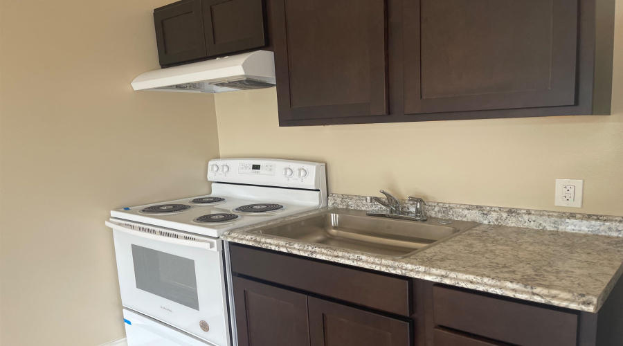 4018 San Agustin Ave, Laredo, Texas 78041, 1 Bedroom Bedrooms, 2 Rooms Rooms,1 BathroomBathrooms,Residential,For Rent,4018 San Agustin Ave,20262725
