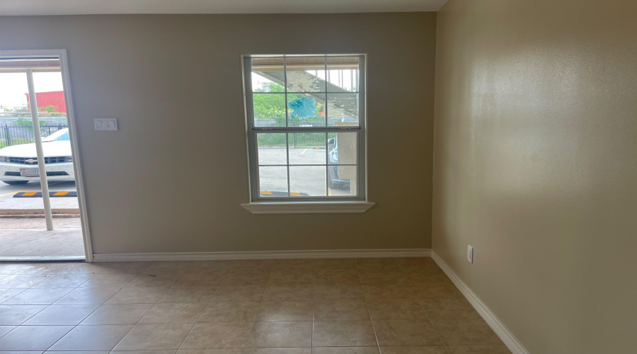4018 San Agustin Ave, Laredo, Texas 78041, 1 Bedroom Bedrooms, 2 Rooms Rooms,1 BathroomBathrooms,Residential,For Rent,4018 San Agustin Ave,20262725