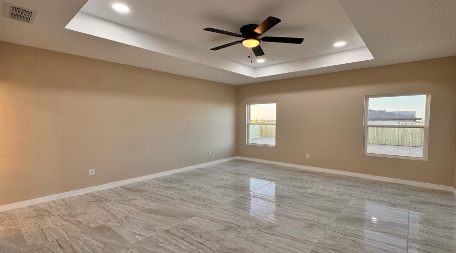 6702 El Bosal Ln., LAREDO, Texas 78046, 3 Bedrooms Bedrooms, 6 Rooms Rooms,2 BathroomsBathrooms,Residential,For Rent,6702 El Bosal Ln.,20262726