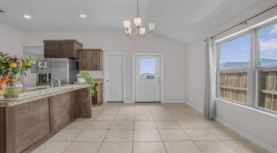 3506 Eduardo E Hayes Rd., Laredo, Texas 78046, 4 Bedrooms Bedrooms, 5 Rooms Rooms,2 BathroomsBathrooms,Residential,For Sale,3506 Eduardo E Hayes Rd.,20262730
